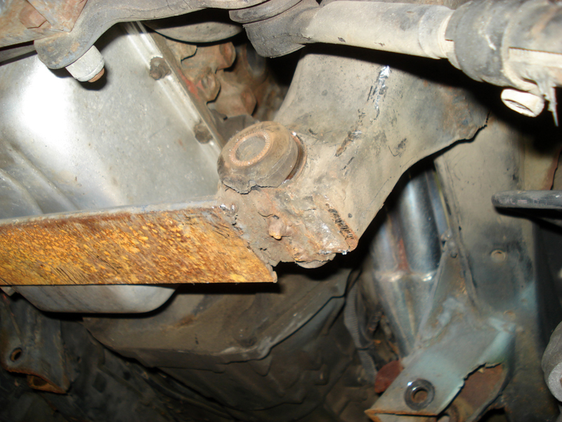 08 06-14-08 Toyota Front Crossmember (0)