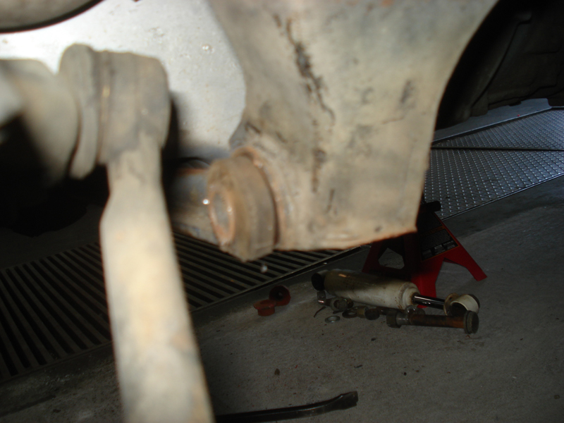 08 06-14-08 Toyota Front Crossmember (3)